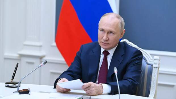 Путин призвал обеспечить равные возможности россиянам из разных регионов
