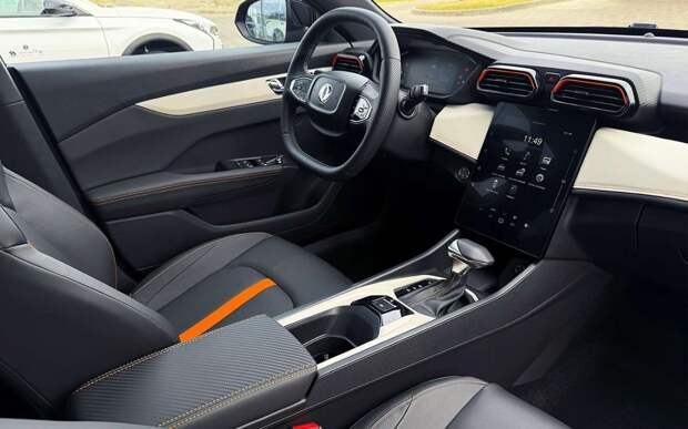 Что изменилось в новом китайском седане для наших зим