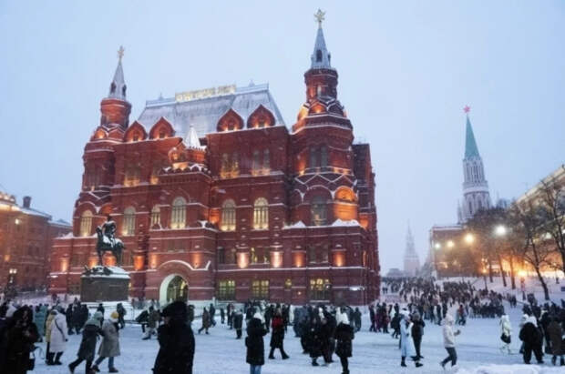 Гидрометцентр: в Москве в рождественскую ночь будет идти снег