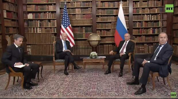 На встрече в швейцарской Женеве между президентами США Джо Байденом и России Владимиром Путиным...