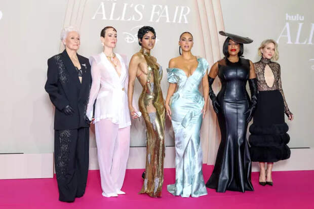 Гленн Клоуз, Сара Полсон, Тейяна Тейлор, Ким Кардашьян, Ниси Нэш и Наоми Уоттс