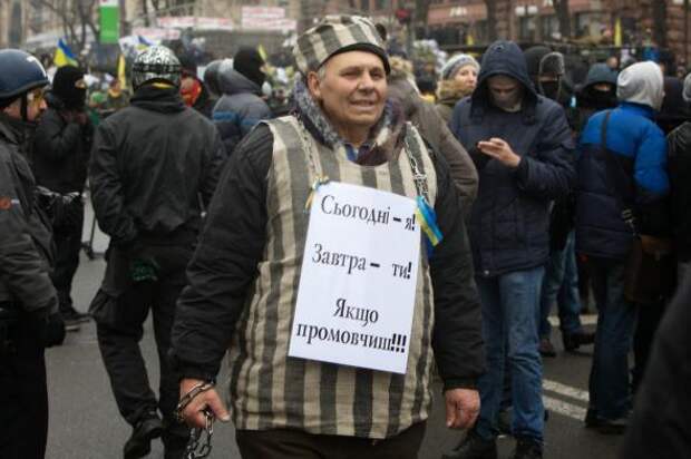 Киевляне за чистый город и против фашистов