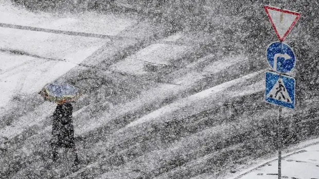 Синоптики предупредили о гололедице и снеге на Кольском полуострове