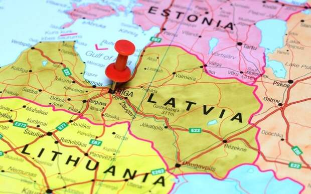 В России частенько появляются призывы  отозвать признание независимости Прибалтики  (Литвы, Эстонии и Латвии). Коротко объясню что это всё значит, возможно ли это, к чему приведёт и зачем?