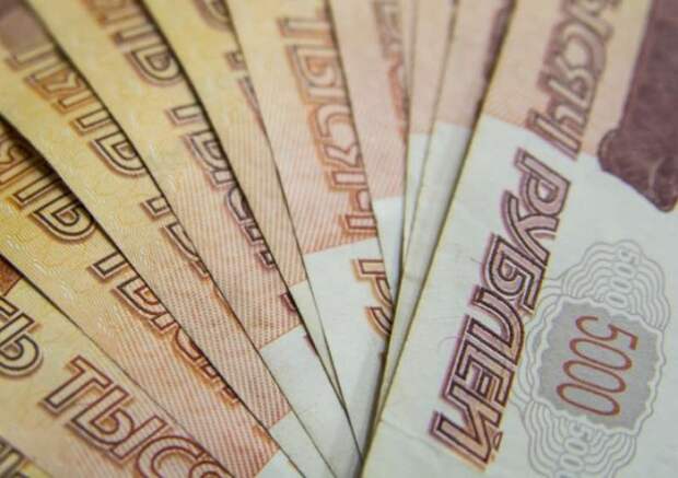 ФСБ извлекла около 3 миллионов рублей из машины федерального судьи в Петербурге
