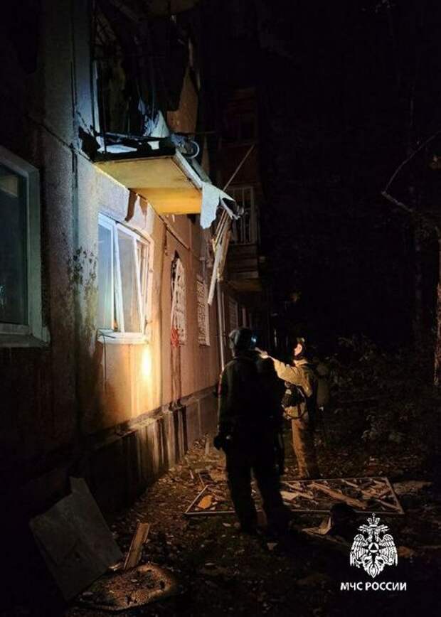 Хлопок газовоздушной смеси в многоэтажном доме в Ангарске