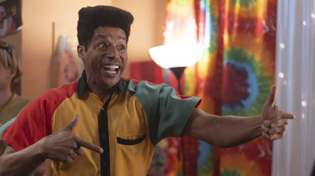 TVLine Asks: Did Scrubs Flashback Delight? Was The Pitt Doc Too Harsh? Will 9-1-1 Duo Ever See They're Meant To Be? And More!