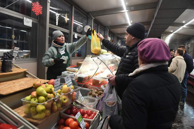 В Госдуме призвали раздавать еду нуждающимся. Какие категории граждан смогут рассчитывать на подобную помощь?