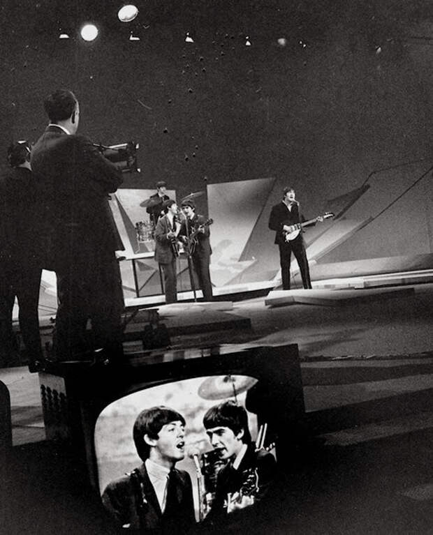 3304-2-7-feo106-beatles3