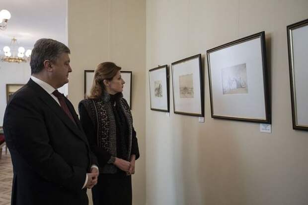 Все при деле: в Сети раскритиковали семейный подряд Порошенко Все при деле: в Сети раскритиковали семейный подряд Порошенко