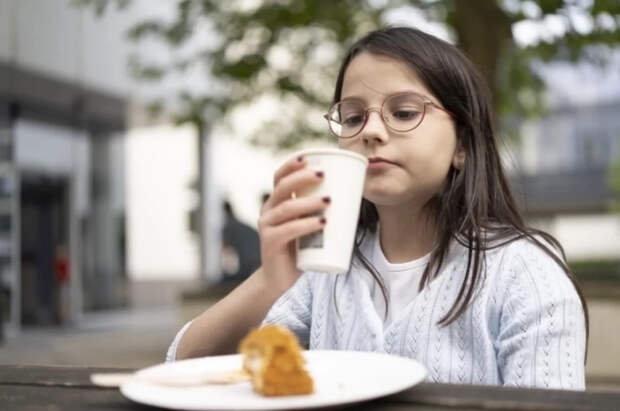 Кому рыбьего жира? Ученые обнаружили связь питания с детской близорукостью