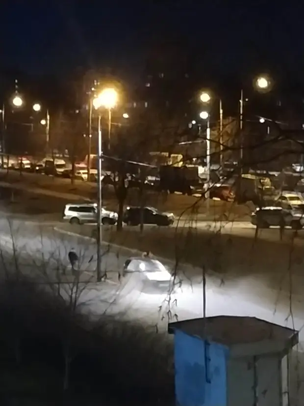 На Новоизмайловском сгорел Opel. Огнетушитель не помог