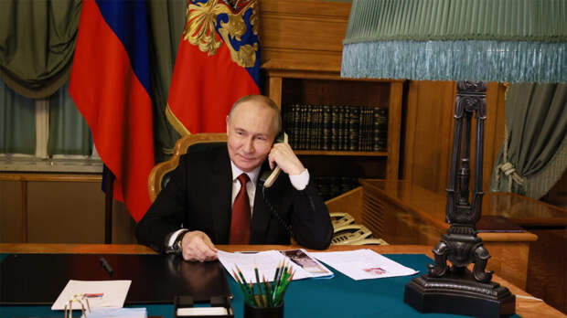 Путин позвонил вдове Ельцина в день его 95-летия