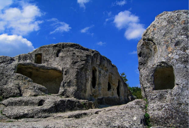 Крымский средневековый город Эски-Кермен превратят в туристический комплекс