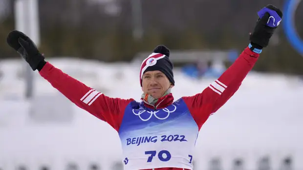 Большунов поблагодарил команду после завоевания серебра в «разделке» на Олимпиаде