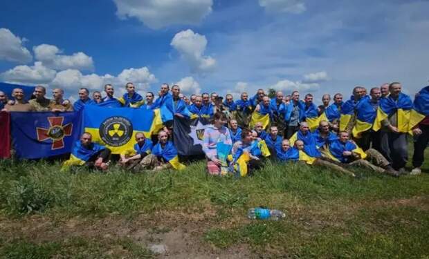 Экс-командующий силами НАТО: Миллионы украинцев могут служить в ВСУ
