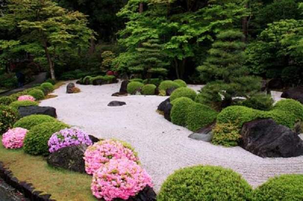 Садовый участок в котором можно по-настоящему расслабится и почувствовать себя свободно. 