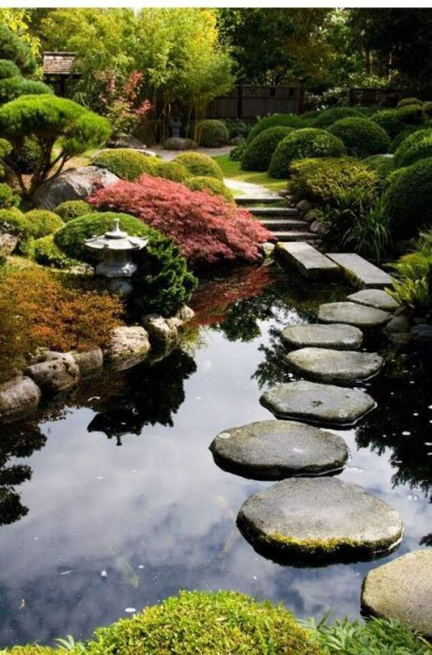 Великолепный сад в котором чувствуешь жизнь в каждом вздохе.