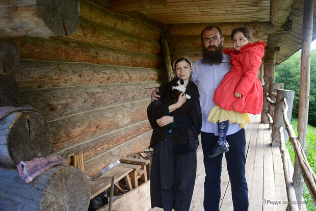 Ещё одна семья беженцев из Украины.