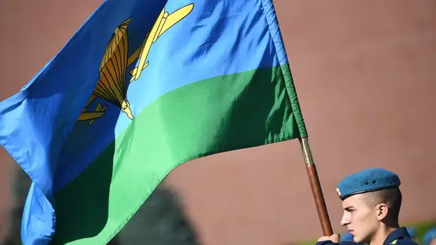 В Петербурге рассказали о программе празднования Дня ВДВ