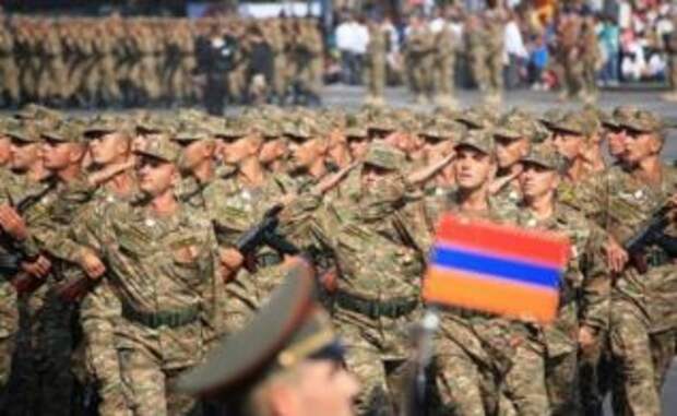 В Армении объявлено военное положение и всеобщая мобилизация