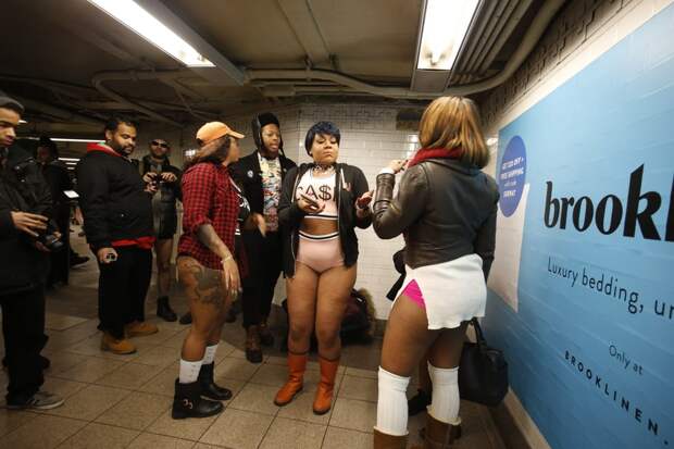 no pants subway ride