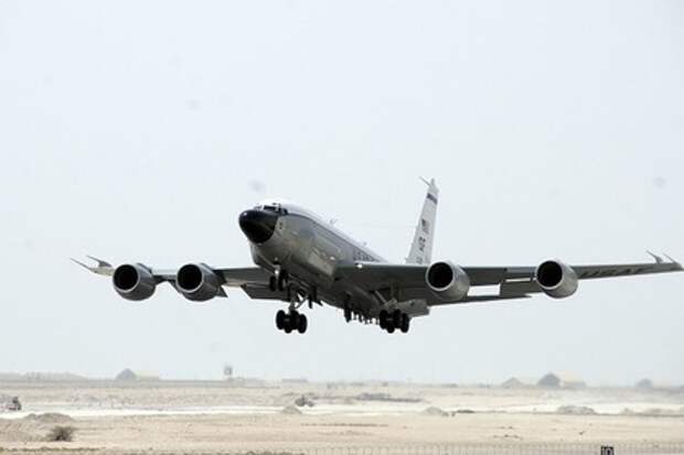 RC-135W Rivet Joint