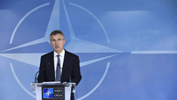 Генеральный секретарь НАТО Йенс Столтенберг перед заседанием глав минобороны стран-членов НАТО Генеральный секретарь НАТО Йенс Столтенберг перед заседанием глав минобороны стран-членов НАТО