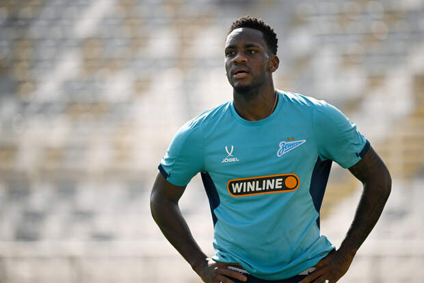 Иностранный футболист перешел в «Зенит» и подешевел на семь миллионов евро