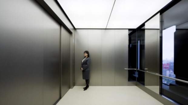 Вот перечень неформальных правил при пользовании лифтом в мире, капитан, лифт, люди, обязанность, япония