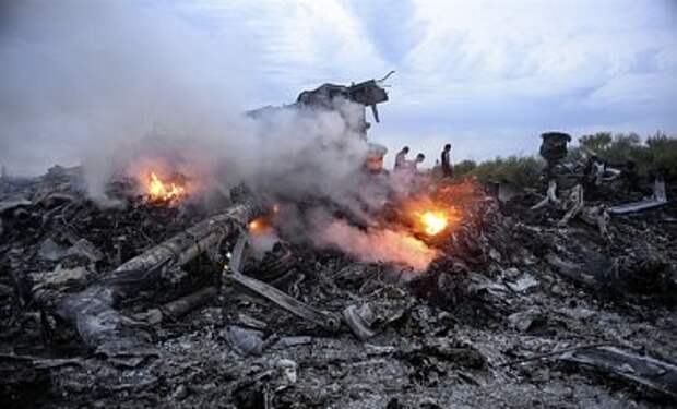 Спецслужбы США опровергают версию России по сбитому Boeing 777 Спецслужбы США опровергают версию России по сбитому Boeing 777