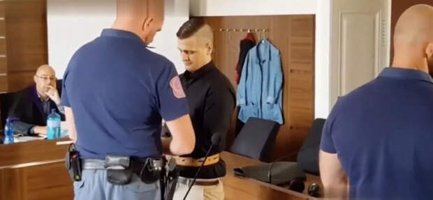 Филипп Симан, воевавший на стороне ВСУ в Ирпене и Буче Филипп Симан, воевавший на стороне ВСУ в Ирпене и Буче - РИА Новости, 1920, 09.08.2024