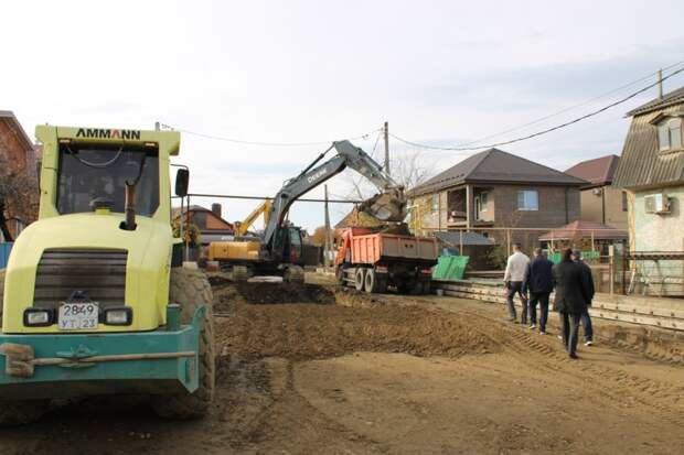 Глава Яблоновского городского поселения осмотрел объекты нацпроекта «Инфраструктура для жизни»