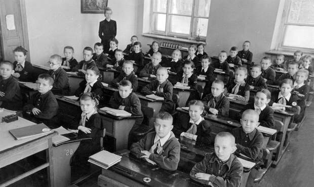 Школа СССР, 1955 год. Источник фото: fotostrana.ru
