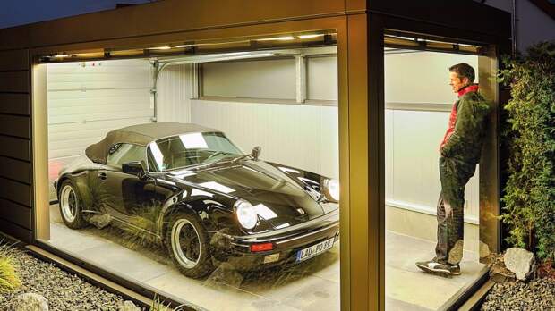 Вот уже несколько лет он является владельцем Porsche 911 Speedster и решил построить для своей машины исключительный гараж. porsche, архитектура, гараж, интерьер