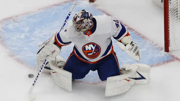 Варламов назвал два шатаута подряд в НХЛ лучшим результатом в своей карьере