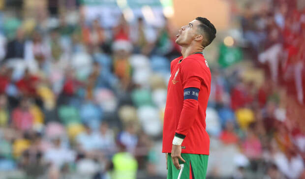 Дубль Роналду обеспечил сборной Португалии крупную победу над ирландцами