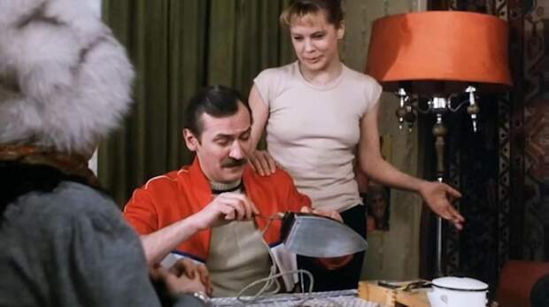 8 очень полезных привычек бумеров, над которыми зумеры сначала шутили, а потом переняли