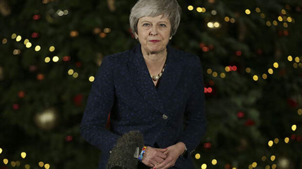 Премьер-министр Великобритании Тереза Мэй на Даунинг-стрит в Лондоне. 12 декабря 2018 
