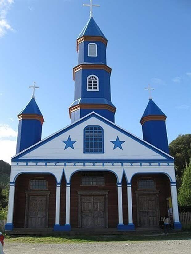Остров Чилоэ и его деревянные церкви, которые пережили не одно землетрясение