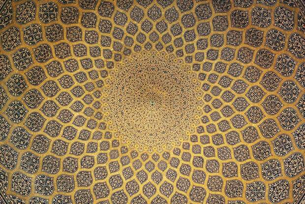 MosqueCeilings13 Чарующие и гипнотизирующие своды мечетей