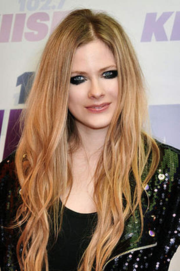 Avril Lavigne 2013.jpg