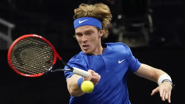 Чесноков считает, что сборной России нет смысла менять Рублёва в плей-офф Кубка Дэвиса