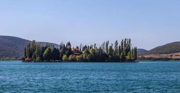 Живописный национальный парк Крка, Хорватия (12 фото) Живописный национальный парк Крка, Хорватия (12 фото)