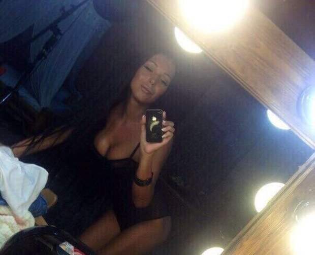 Девушка с подвохом (4 фото)