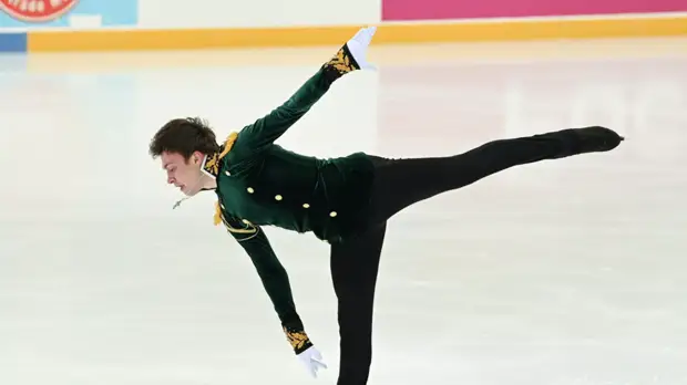 Рукавицын поддержал Алиева перед произвольной программой на Гран-при Италии