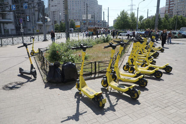 В Петербурге с 1 мая усилили контроль за электросамокатами