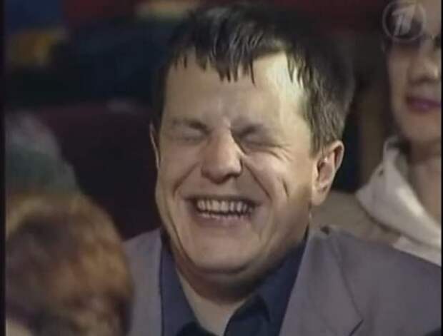 Безудержное веселье веселье, кривое зеркало, смех, улыбка, юмор