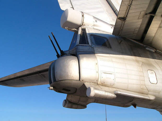 Tupolev_Tu_95_guns.jpg Tupolev_Tu_95_guns.jpg