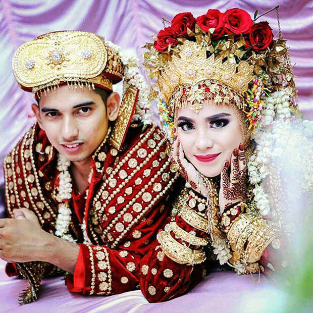 traditional-weddings-around-the-world-34-578e0fa292549__605